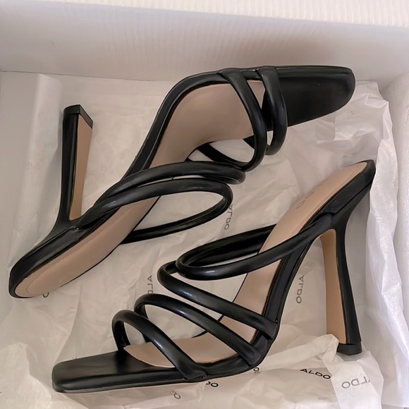 Women`s Strappy Heeled Sandal